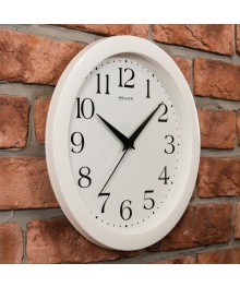 Часы настенные  Салют 28х28  П - Б7 - 015 пластик белые круглые (10/уп)астенные часы оптом с доставкой по Дальнему Востоку. Настенные часы оптом со склада в Новосибирске.