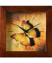 Часы настенные  Салют 31х31 ДСТ - 2АА28 - 323 БАБОЧКА дерево квадратные (10/уп)астенные часы оптом с доставкой по Дальнему Востоку. Настенные часы оптом со склада в Новосибирске.