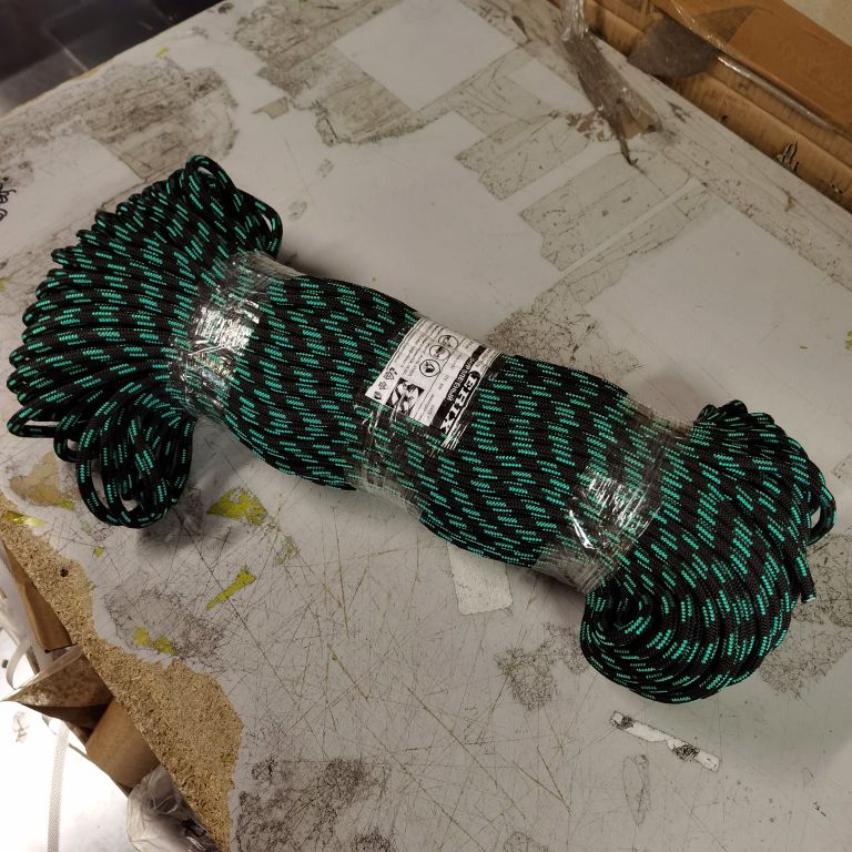 Шнур плетеный высокопрочный, п/п,  8мм 100 м ERIX цветной