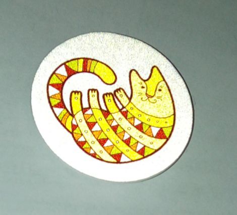 Световозвращатель значок 40мм "Кот лежачий", желтый
