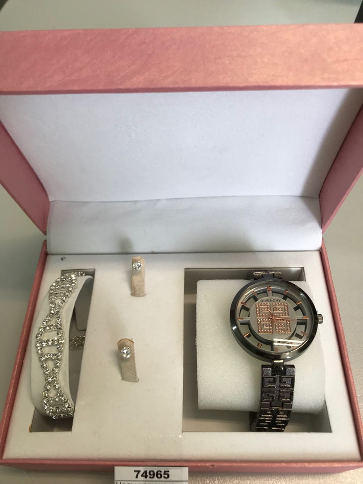 Часы наручные Givenchy, Baosali+браслет+серги+упаковка (женские)  в ассортименте